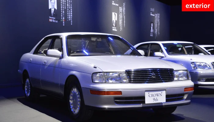 ninth generation Toyota crown exterior